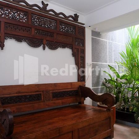 מלון Kejayan Ndliman House Near Ugm Jogja Mitra Reddoorz מראה חיצוני תמונה