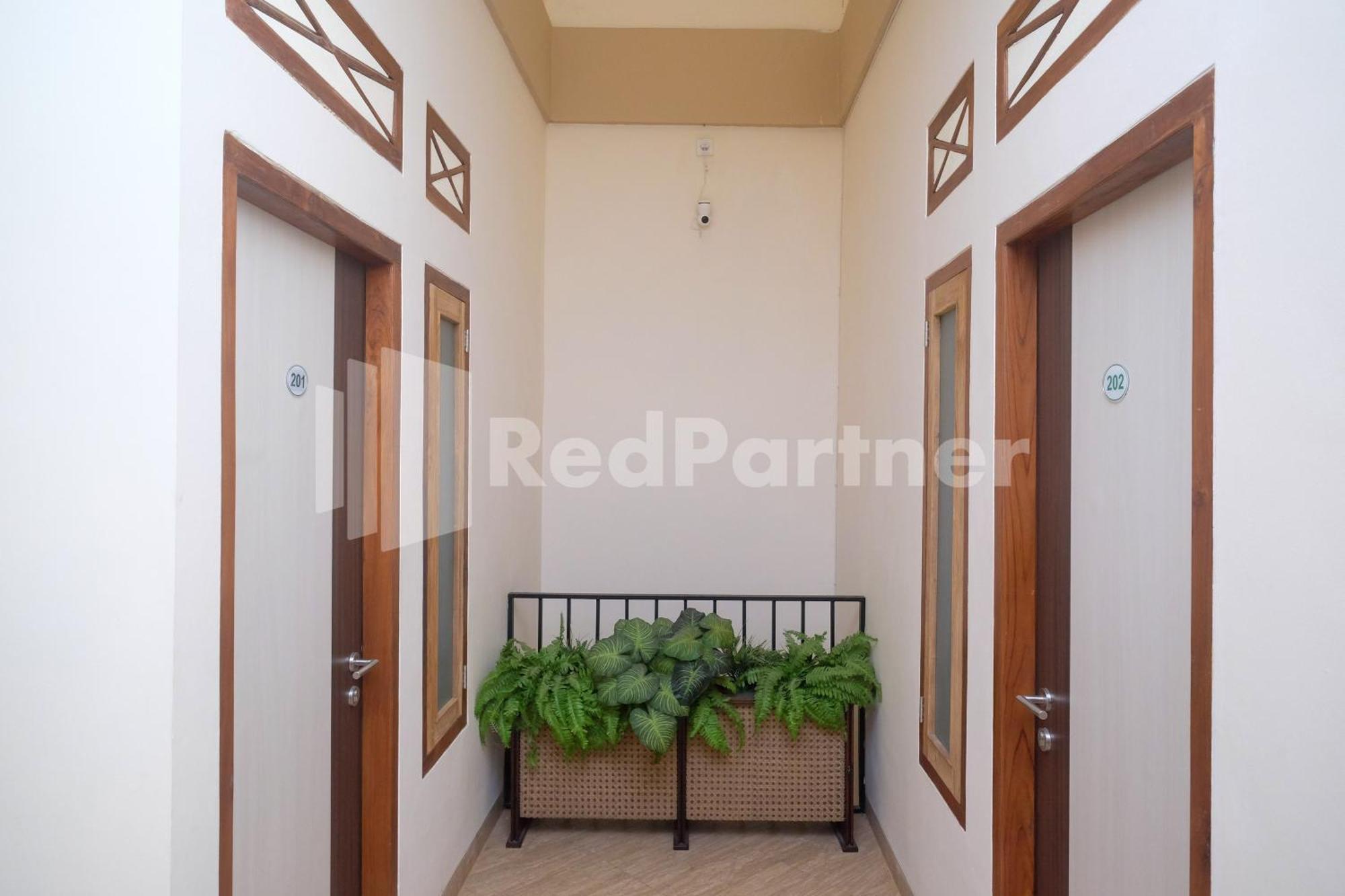 מלון Kejayan Ndliman House Near Ugm Jogja Mitra Reddoorz מראה חיצוני תמונה