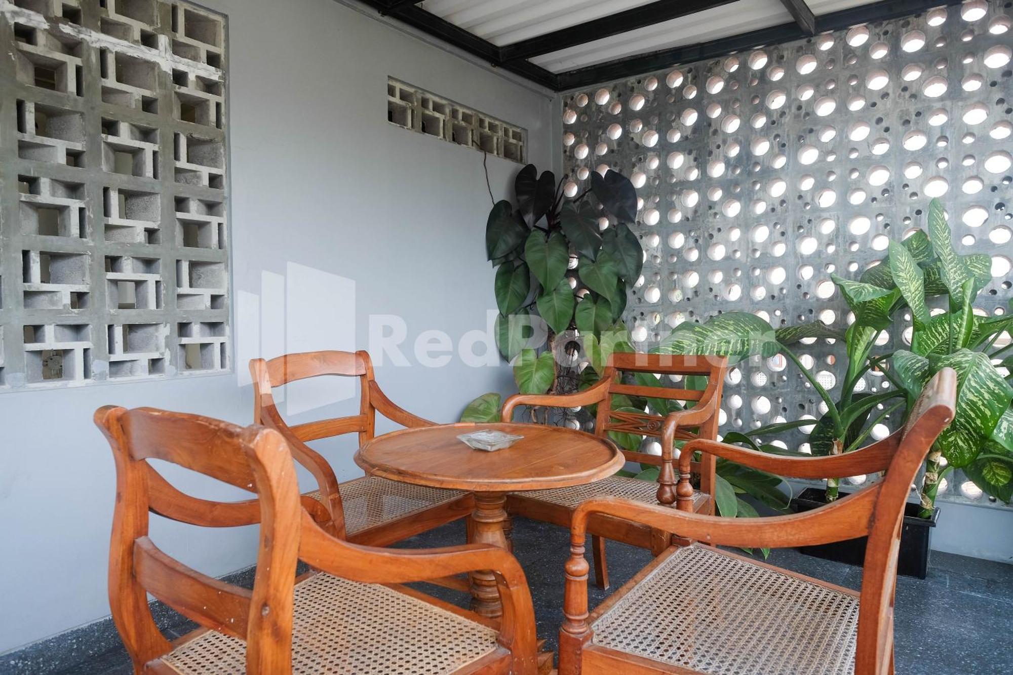 מלון Kejayan Ndliman House Near Ugm Jogja Mitra Reddoorz מראה חיצוני תמונה