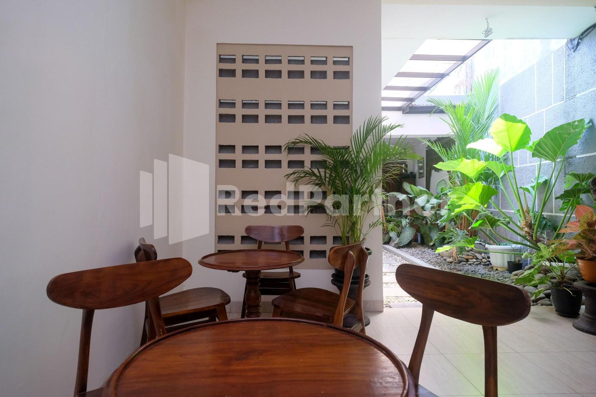 מלון Kejayan Ndliman House Near Ugm Jogja Mitra Reddoorz מראה חיצוני תמונה