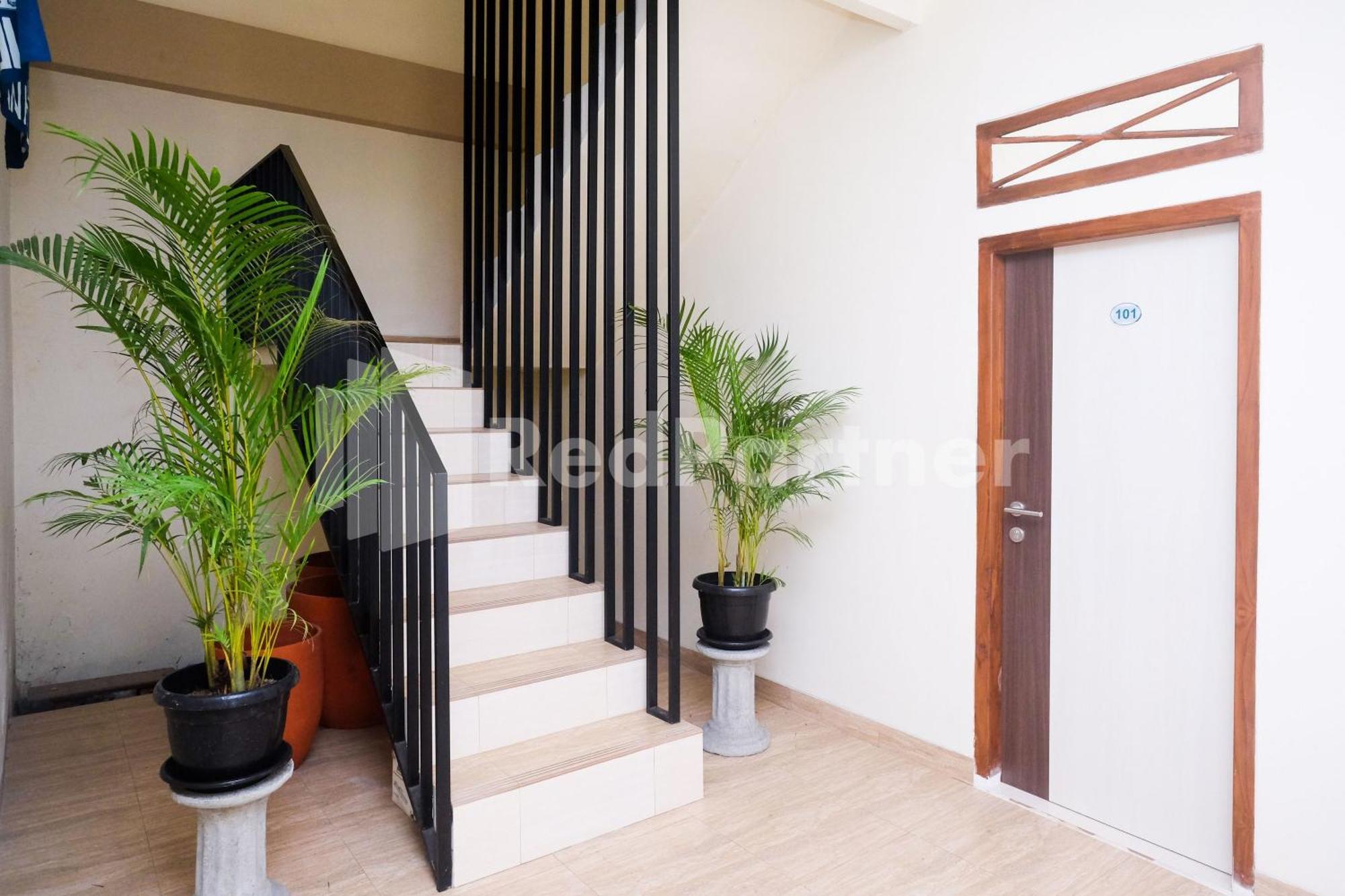 מלון Kejayan Ndliman House Near Ugm Jogja Mitra Reddoorz מראה חיצוני תמונה
